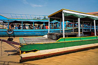 《极限竞速：地平线5》×芭比惊喜联动，梦幻粉车登录即领！